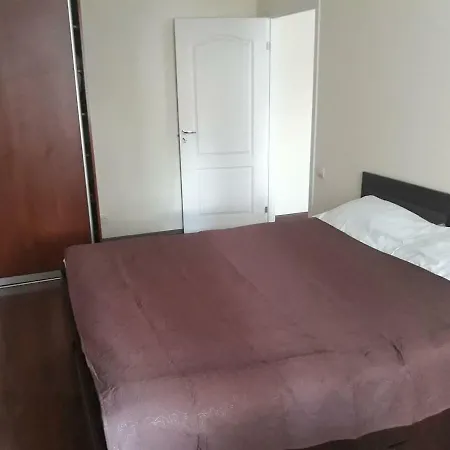 아파트 Spacious And Simple Near Center 리가
